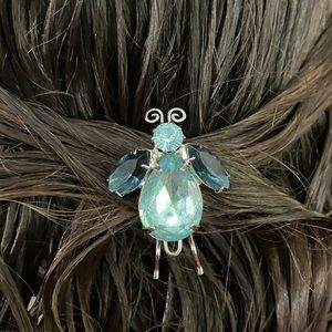 Tarina Tarantino Bee Barrette